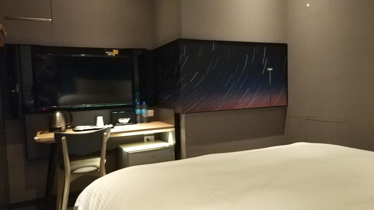 Hotel Walker-Taoyuan Exterior foto